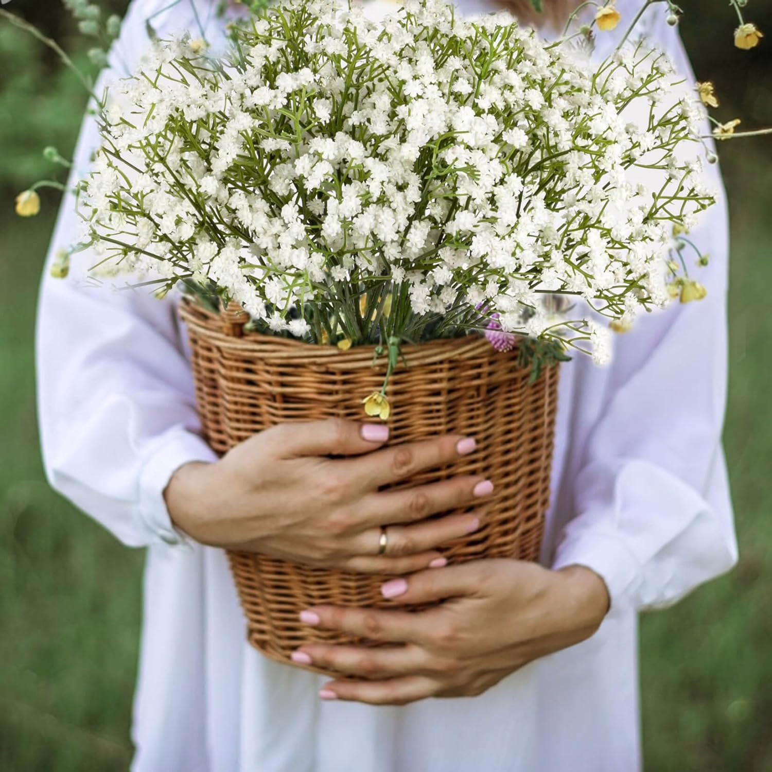 Sukh artificial Gypsophila flowers in soft pastel tones